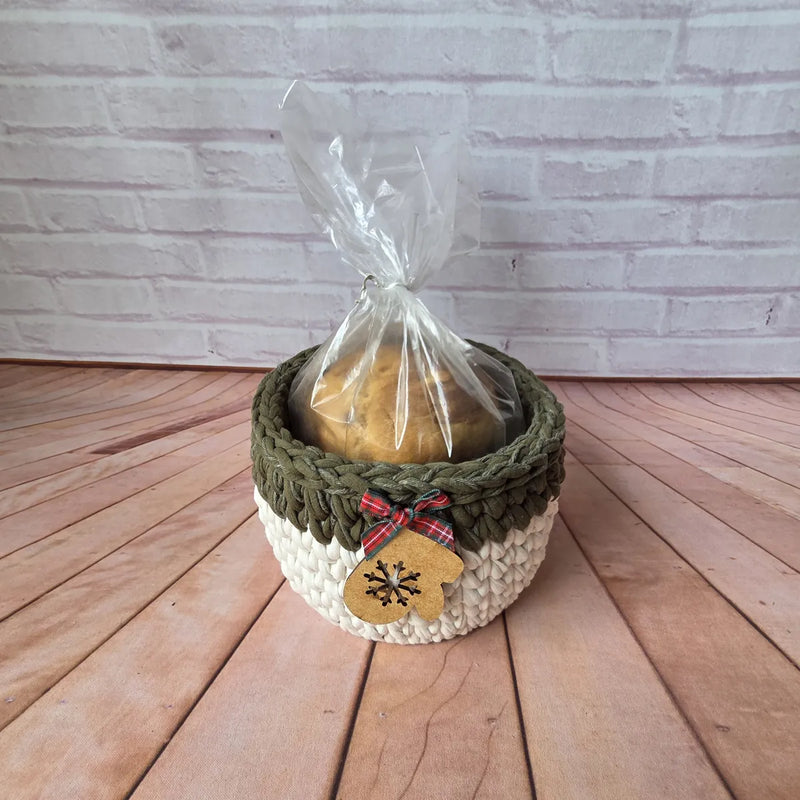 Porta Panetone de Crochê - Branco/Verde com Luvinha