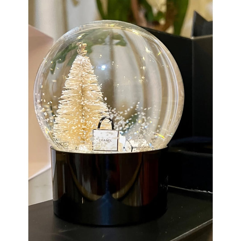 Globo de Neve de Natal CHANEL - Único EXCLUSIVO